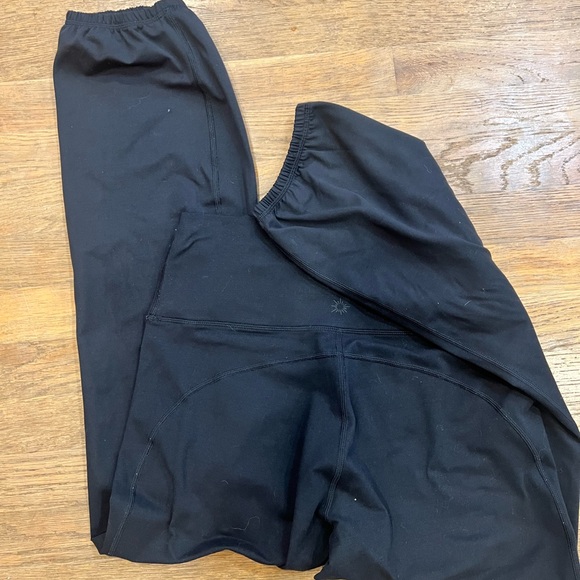 Aerie Black High-Waisted Leggings - Picture 7 of 7